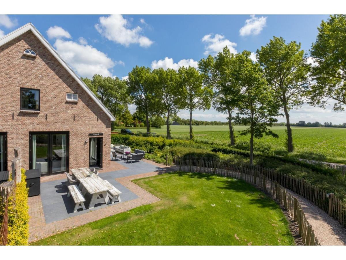 Lush Mansion In * Vrouwenpolder